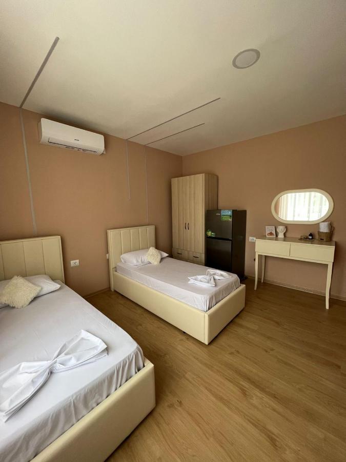 Miqt Guest House Shkodër Buitenkant foto